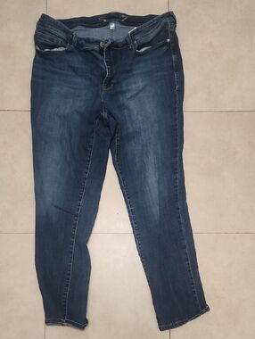 Seven7 Women's Skinny Jeans in Dark Indigo Wash